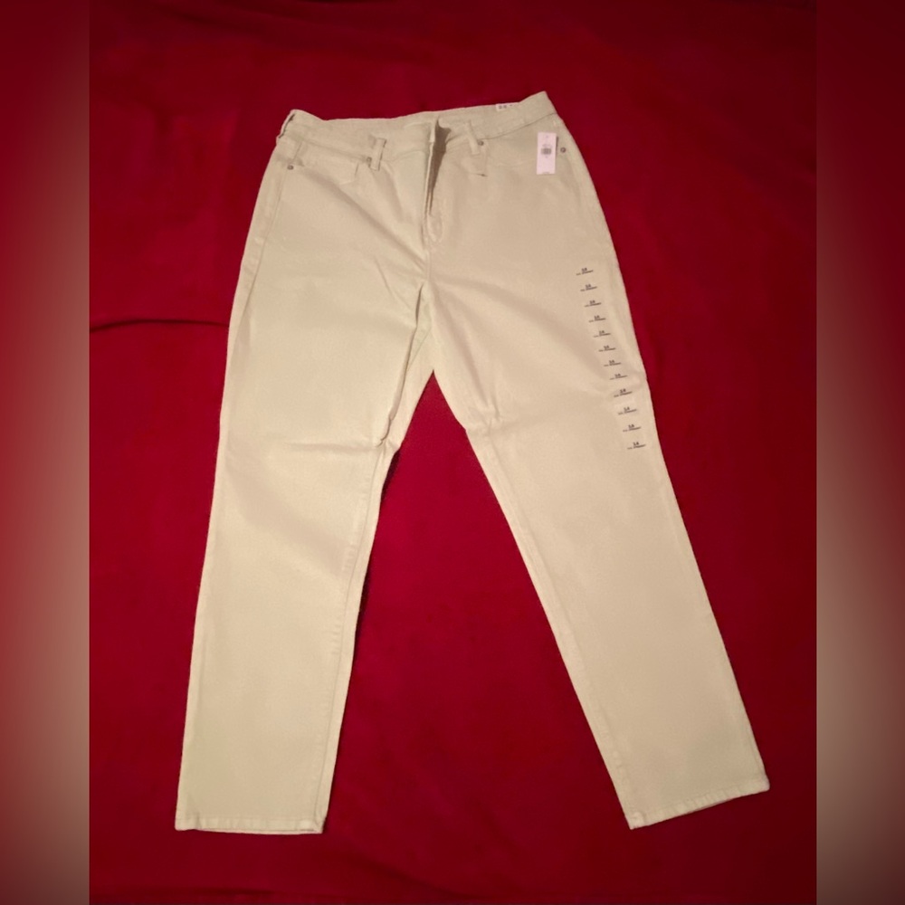NWT — Women’s Denim Jeans